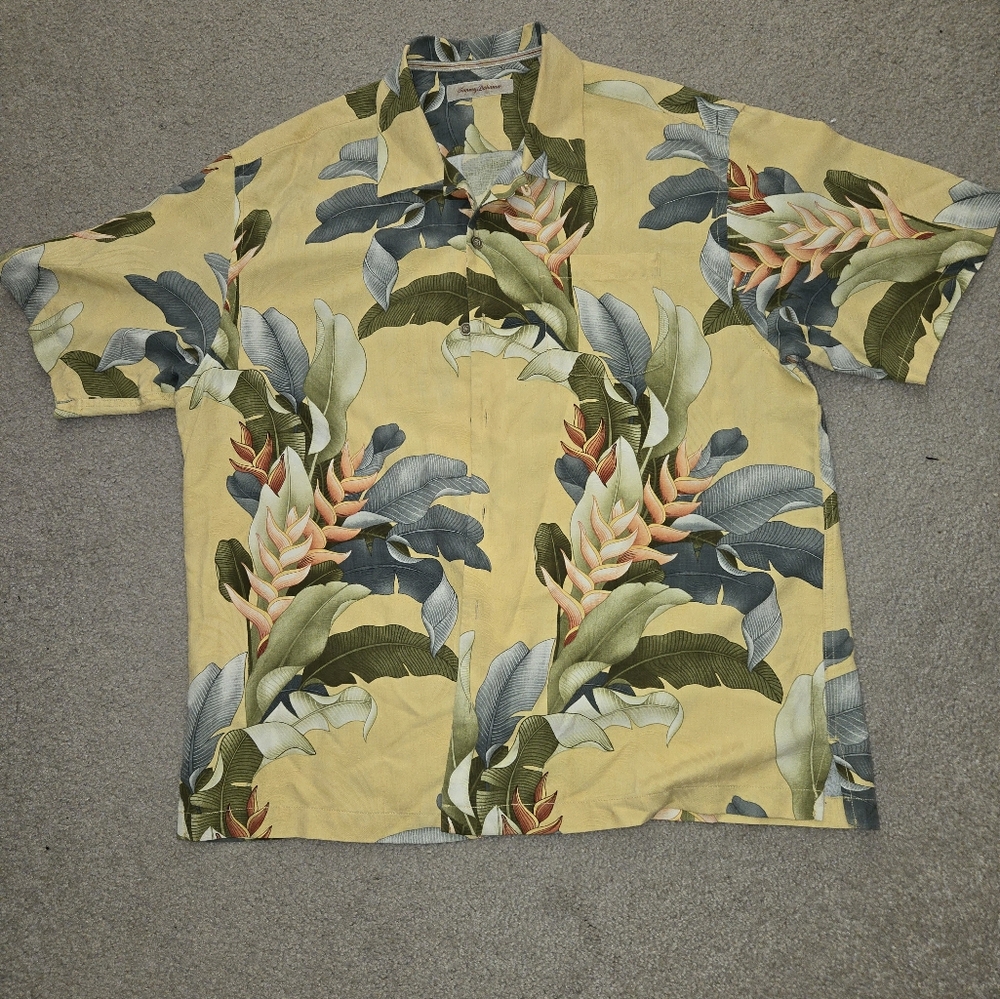Tommy Bahama Men's Shirt